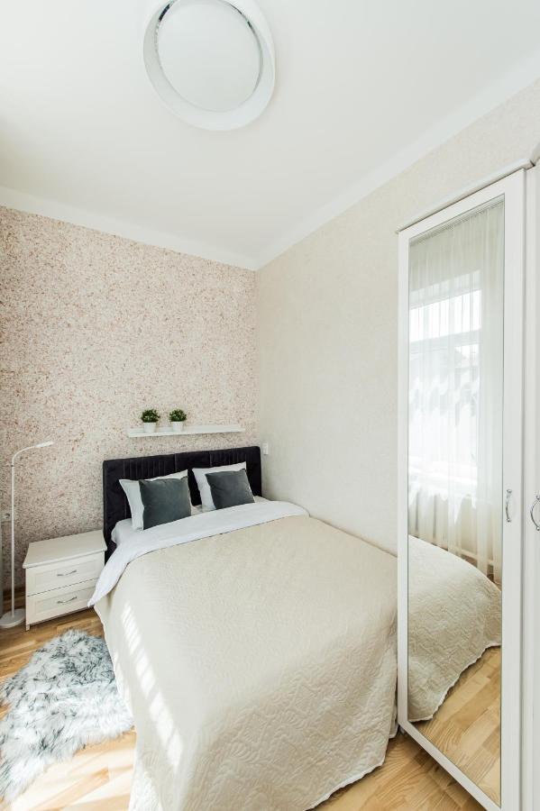 Lovely 1-Bedroom Apartment In Kaunas Old Town Exteriör bild