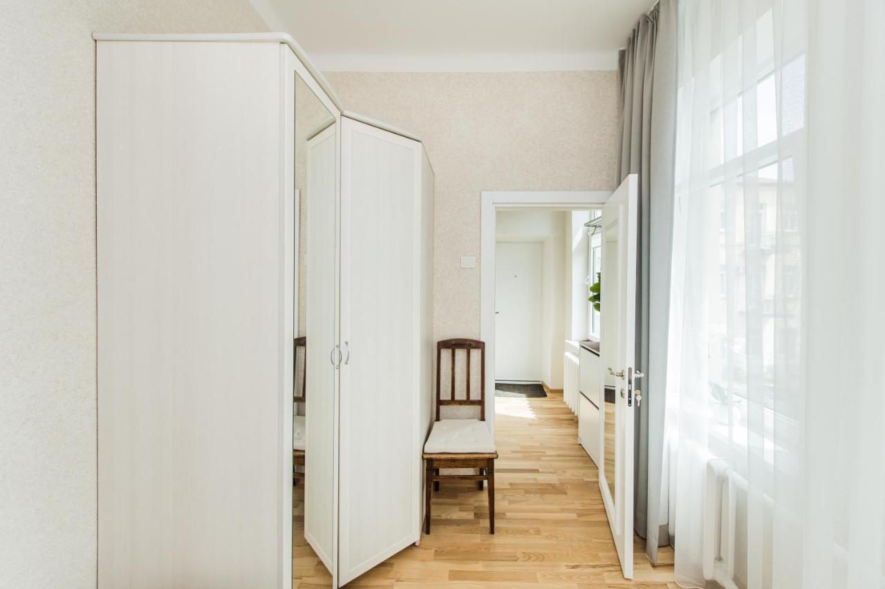 Lovely 1-Bedroom Apartment In Kaunas Old Town Exteriör bild